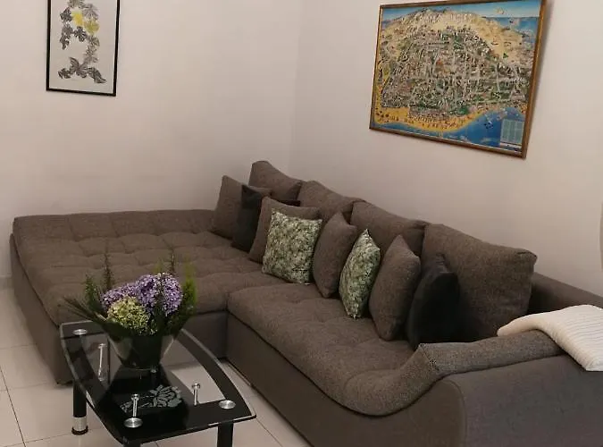 Calle Perez Galdos 20